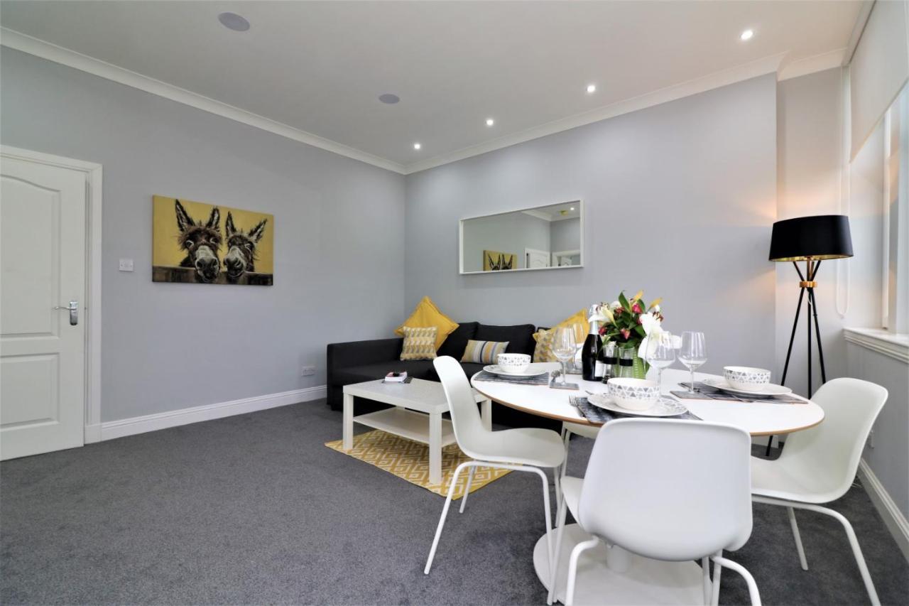 Signature - Greenlees Clubhouse Glasgow Extérieur photo